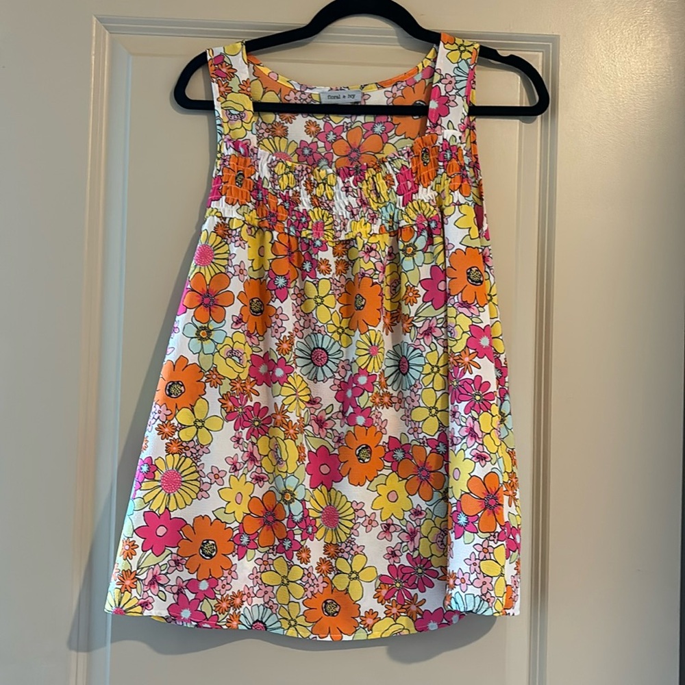 Floral & Ivy Tank Flowy And Cool Runs Big